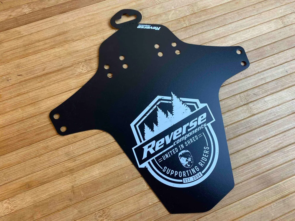 Reverse Supporting Riders Mudguard